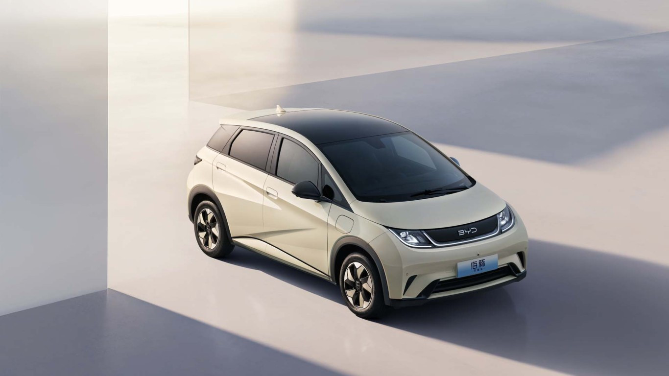 গুণ BYD গান প্লাস কারখানা