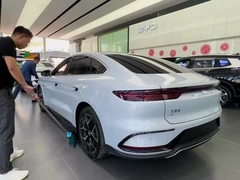 নিউ এনার্জি ২০২২ বিওয়াইডি হান ইভি চ্যাম্পিয়ন সংস্করণ সেডান ৭১৫ কিমি